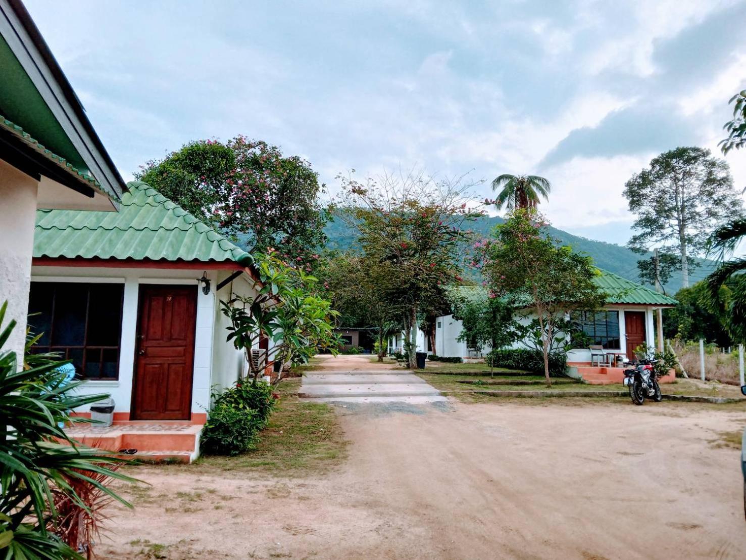 Bangpo Resort Ban Bang Po Eksteriør billede
